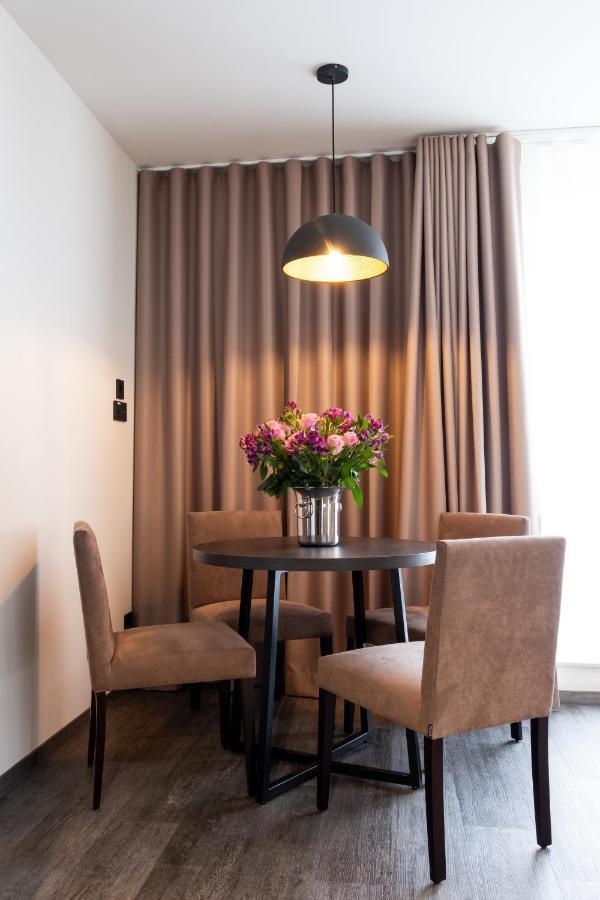 In2 The Boardinghouse Aparthotel Ubach-Palenberg ภายนอก รูปภาพ